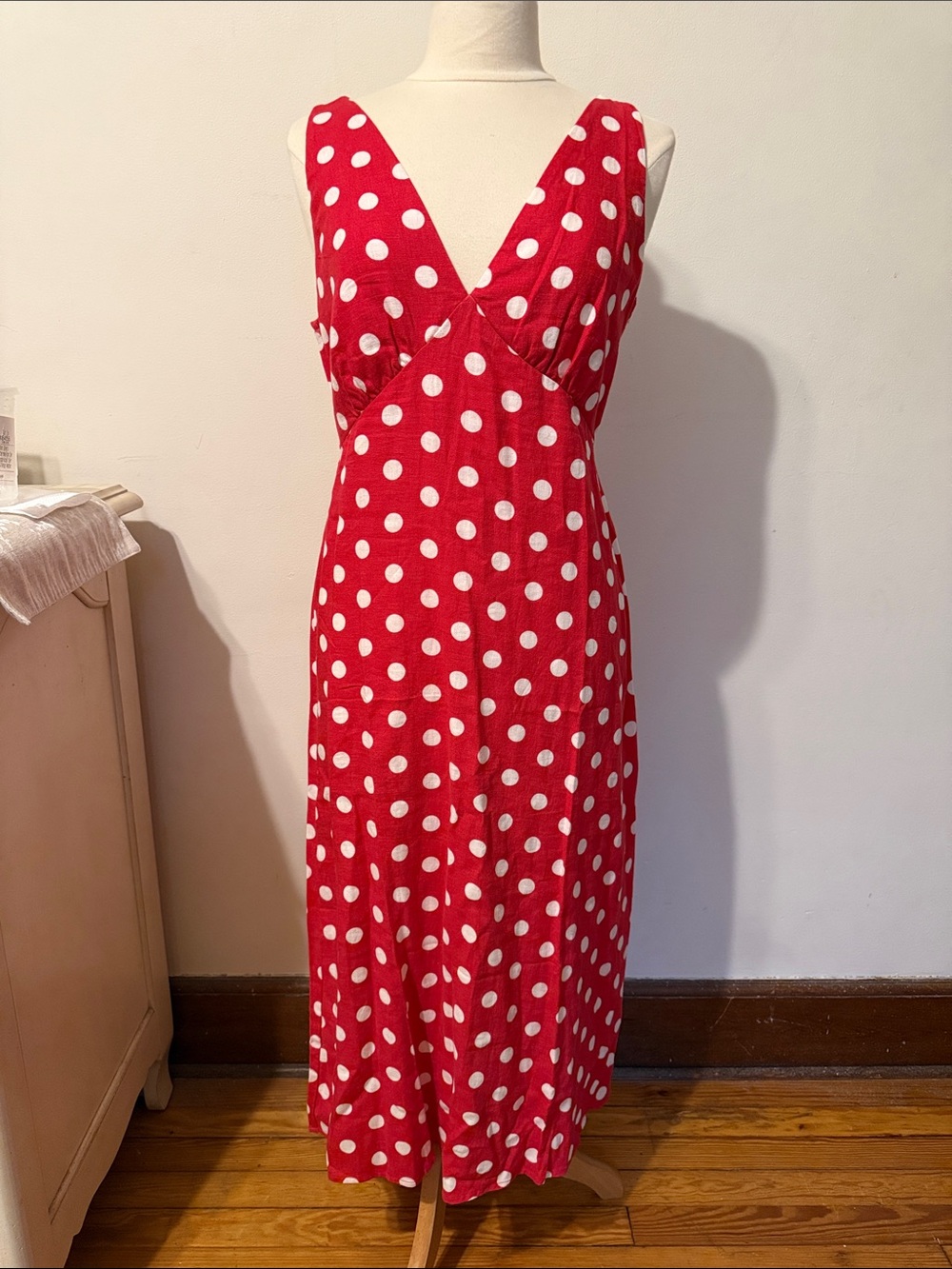 GAP Red and White Polka Dot Sleeveless V-Neck Midi Dress